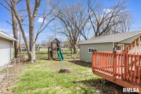 1904 Camden St, Springfield, IL 62702 photo 6