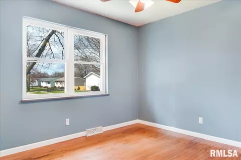 1904 Camden St, Springfield, IL 62702 photo 32