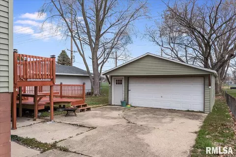 1904 Camden St, Springfield, IL 62702 photo 7