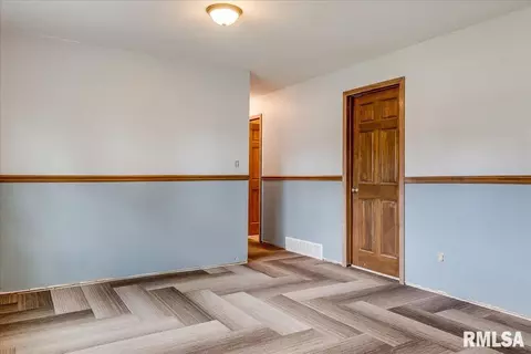 1904 Camden St, Springfield, IL 62702 photo 25