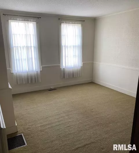438 W Carpenter St, Springfield, IL 62702 photo 11