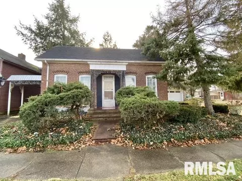 438 W Carpenter St, Springfield, IL 62702 photo 1