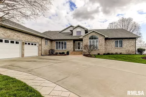 5116 Eagle Ridge Dr, Springfield, IL 62711 photo 2
