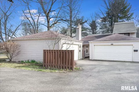 33 Country Pl, Springfield, IL 62703 photo 4