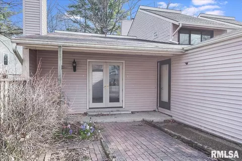 33 Country Pl, Springfield, IL 62703 photo 2