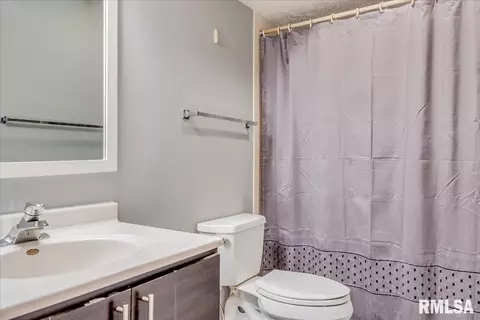 33 Country Pl, Springfield, IL 62703 photo 17