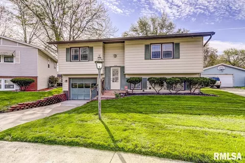 2620 Somerton Rd, Springfield, IL 62702 photo 2