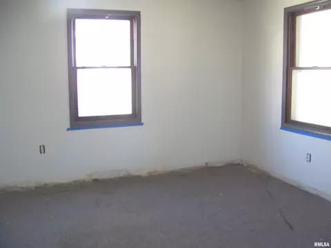 1237 N 14th St, Springfield, IL 62702 photo 3