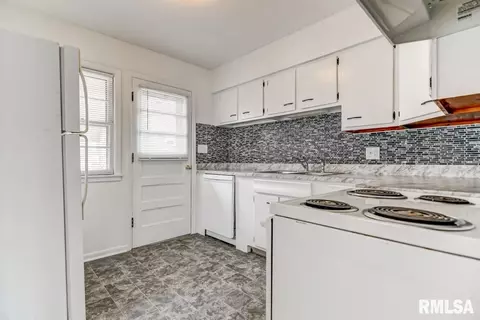 1617 N 19th St, Springfield, IL 62702 photo 12
