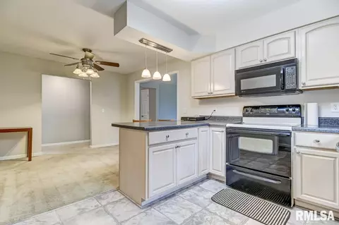 107 Drawbridge Rd, Springfield, IL 62704 photo 7
