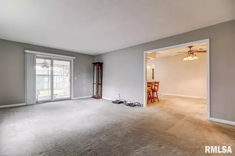 107 Drawbridge Rd, Springfield, IL 62704 photo 5