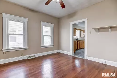 407 W Mason St, Springfield, IL 62702 photo 7