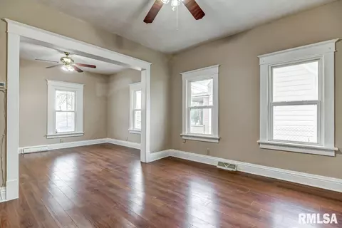 407 W Mason St, Springfield, IL 62702 photo 5