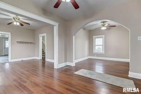 407 W Mason St, Springfield, IL 62702 photo 4