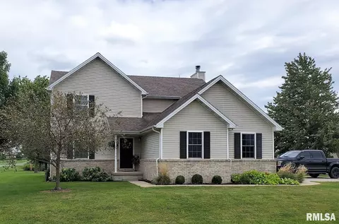 1850 Innsbrook Ave, Lincoln, IL 62656