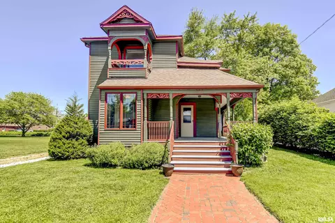 207 E Hargrave St, Athens, IL 62613 photo 4