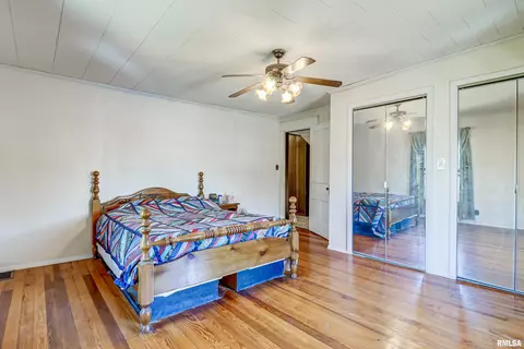 207 E Hargrave St, Athens, IL 62613 photo 45