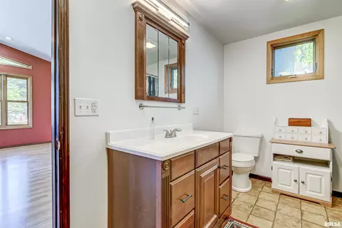 207 E Hargrave St, Athens, IL 62613 photo 38