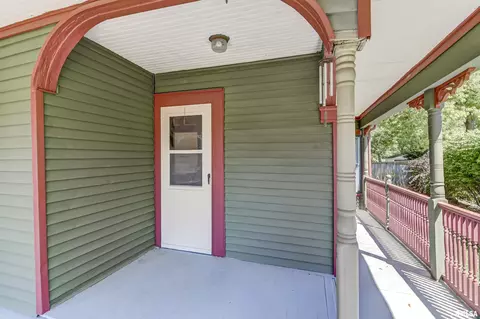 207 E Hargrave St, Athens, IL 62613 photo 10