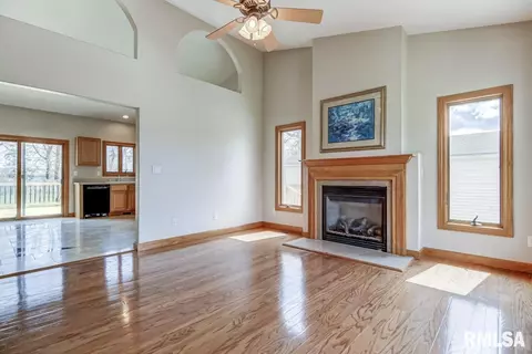 4120 S 2nd St, Springfield, IL 62703 photo 3