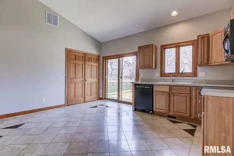 4120 S 2nd St, Springfield, IL 62703 photo 8