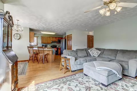 4000 Eagle Wing Rd, Springfield, IL 62711 photo 13