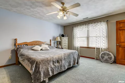 4000 Eagle Wing Rd, Springfield, IL 62711 photo 26