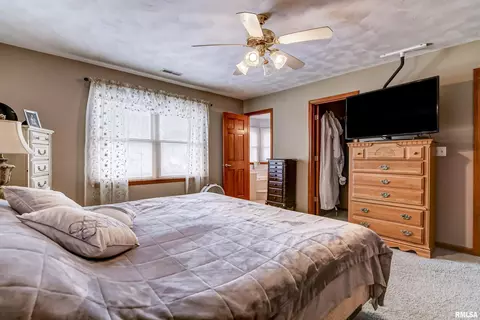 4000 Eagle Wing Rd, Springfield, IL 62711 photo 25