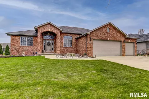 3600 Sandpiper Dr, Springfield, IL 62711 photo 2