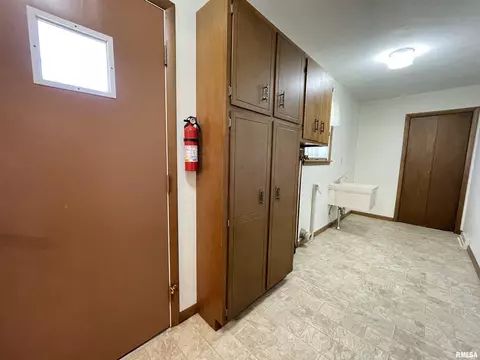 102 1st St, Alpha, IL 61413 photo 25