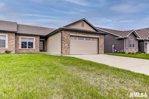 3205 Telford Dr, Springfield, IL 62711 photo 2