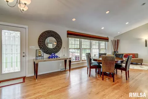 29 S Hazel Dell Ln, Springfield, IL 62712 photo 17