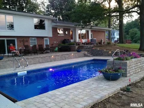 29 S Hazel Dell Ln, Springfield, IL 62712 photo 5