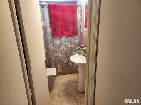 421 N Stephen Ave, Springfield, IL 62702 photo 6