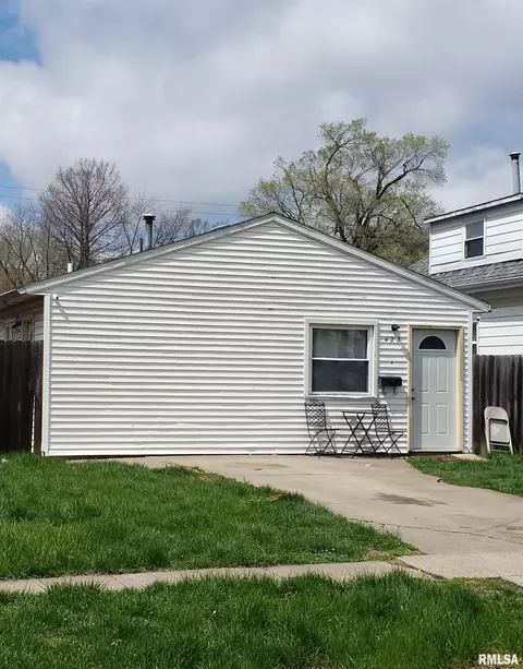 423 N Stephen Ave, Springfield, IL 62702