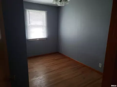 637 N Stephens Ave, Springfield, IL 62702 photo 5