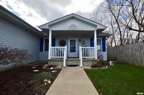 825 Knoll Pointe Pl, Springfield, IL 62703 photo 5