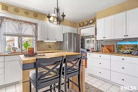 19 Pinehurst Dr, Springfield, IL 62704 photo 28