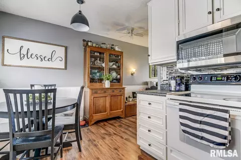 2752 Sandgate Rd, Springfield, IL 62702 photo 10