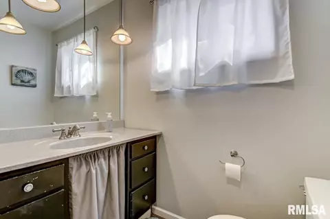 1812 Fairfield Dr, Springfield, IL 62702 photo 30