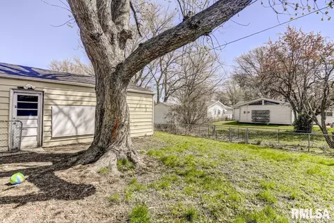 1812 Fairfield Dr, Springfield, IL 62702 photo 36