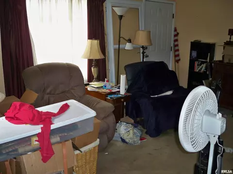 1306 Johnson Ln, Springfield, IL 62702 photo 5