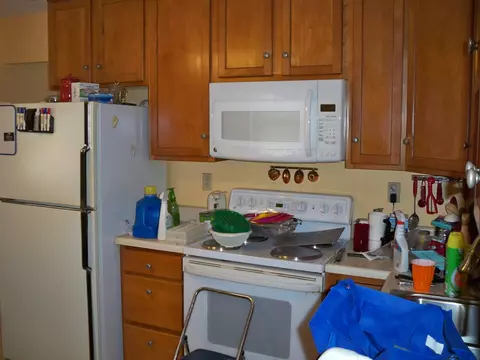 1306 Johnson Ln, Springfield, IL 62702 photo 3
