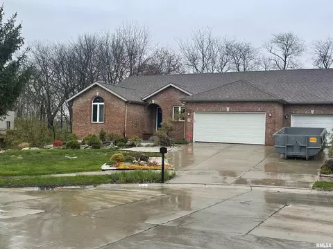 53 Royal Rd, Springfield, IL 62702 photo 1
