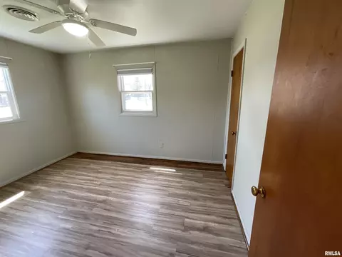 2327 Ramsey Ave, Springfield, IL 62702 photo 13