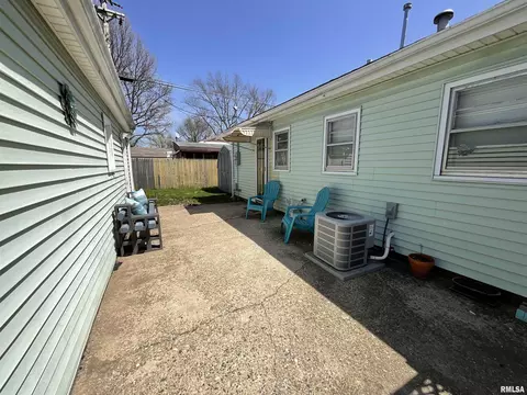 2327 Ramsey Ave, Springfield, IL 62702 photo 22