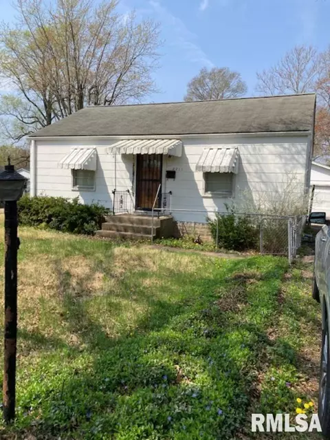2211 S 14th St, Springfield, IL 62703 photo 1