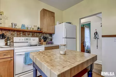2118 S 4th St, Springfield, IL 62703 photo 11