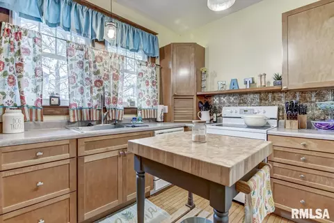 2118 S 4th St, Springfield, IL 62703 photo 13