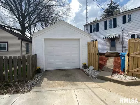 26 Walnut Street Ct, Springfield, IL 62704 photo 4